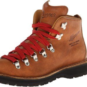 Danner Women's Mountain Light Cascade Hiking Boot